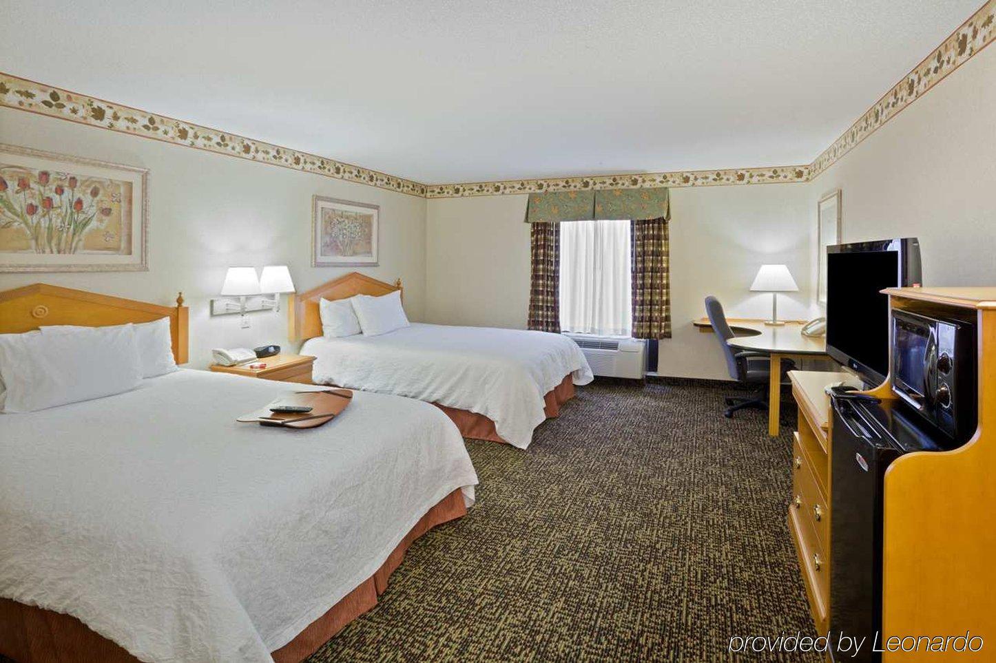Hampton Inn Cleveland-Airport/Tiedeman Road Brooklyn Room photo
