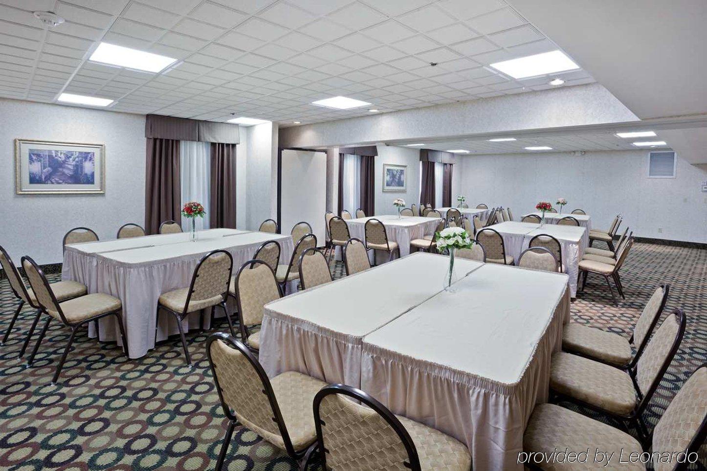 Hampton Inn Cleveland-Airport/Tiedeman Road Brooklyn Business photo